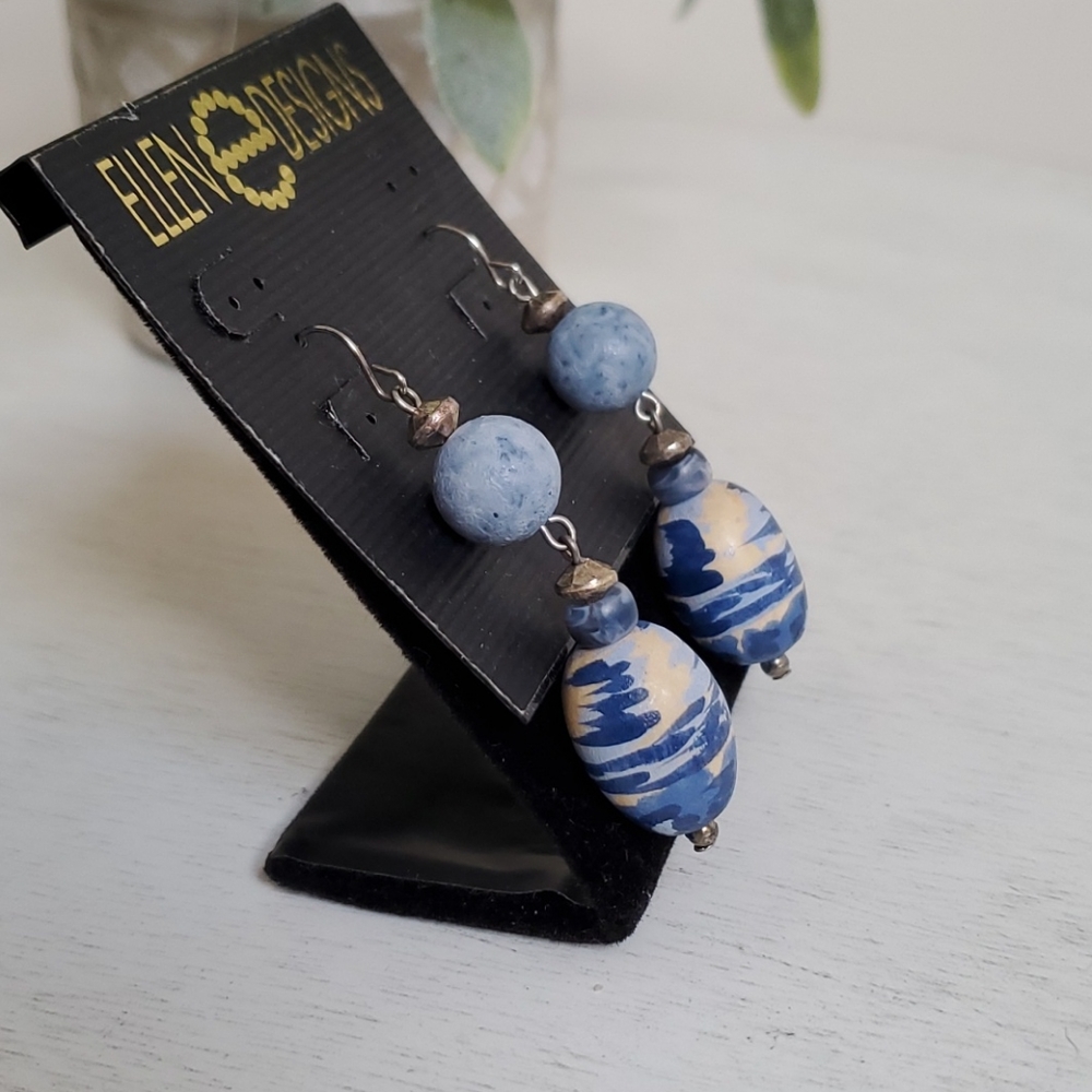 NWOT Vintage Blue Earrings - Picture 2 of 2